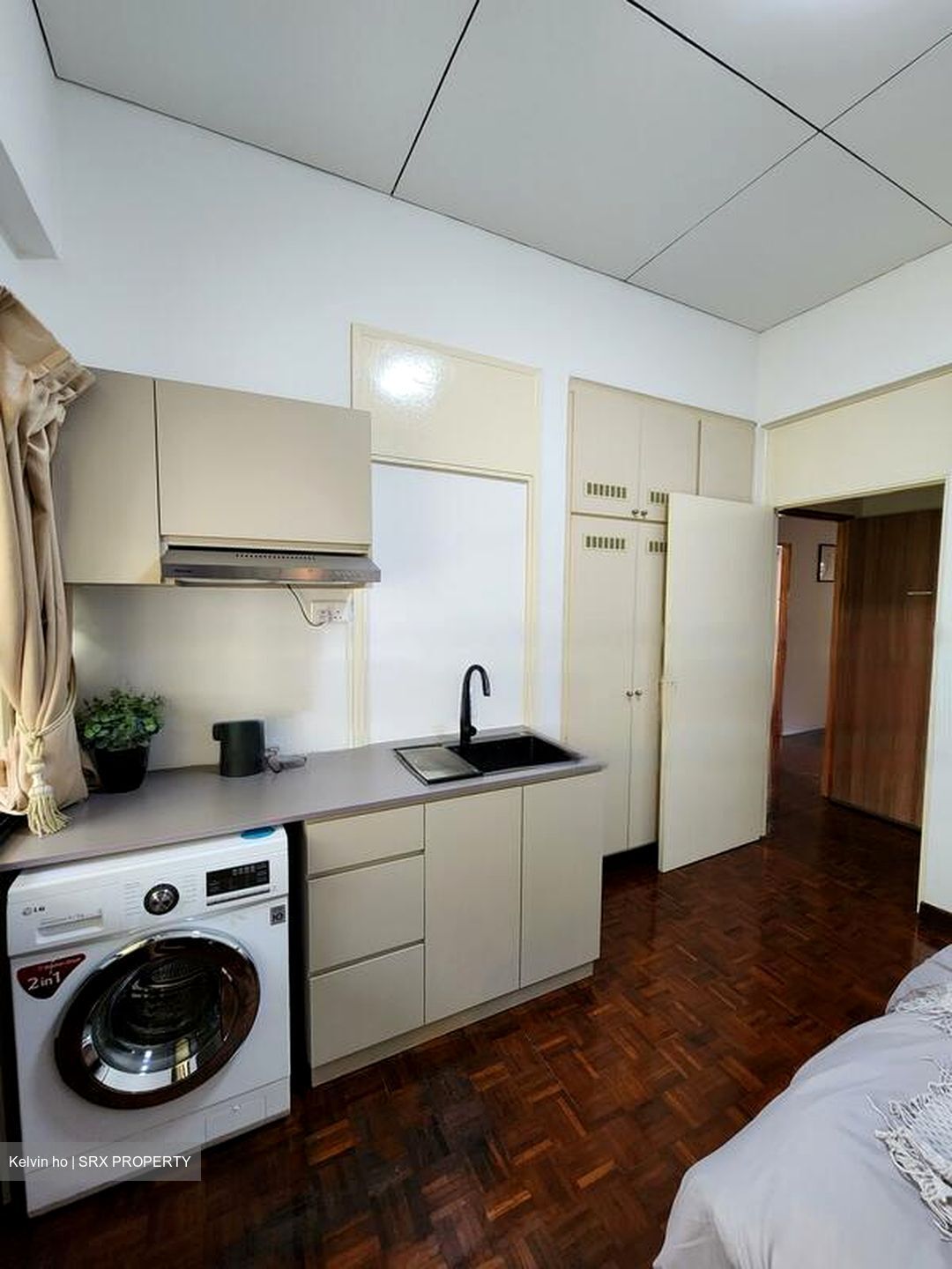 Eastwood Green (D16), Terrace #483253141